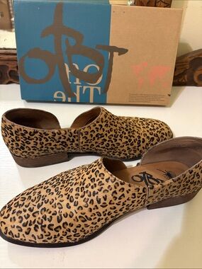 OTBT Leopard-Print Slip-On Clogs in Tan and Black